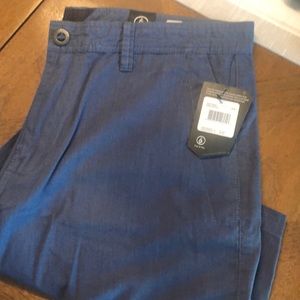 Men’s Volcom shorts